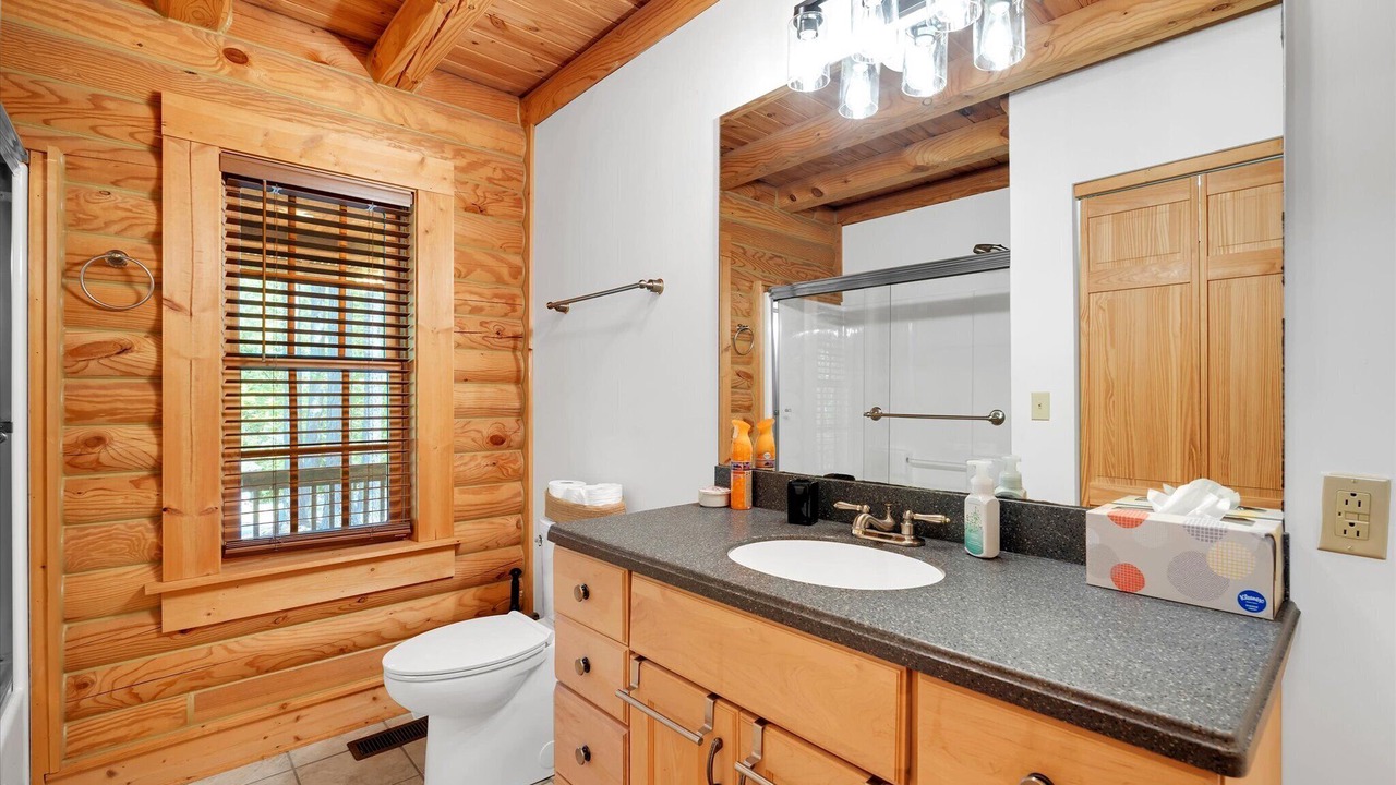 Photo of Bathroom in Seneca