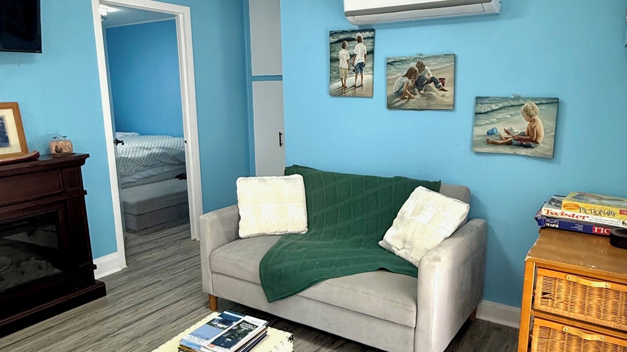 Photo of Livingroom in Port Elgin