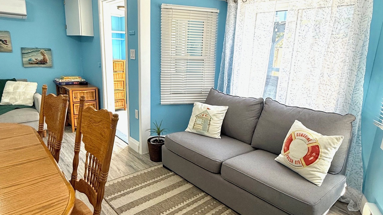 Photo of Livingroom in Port Elgin