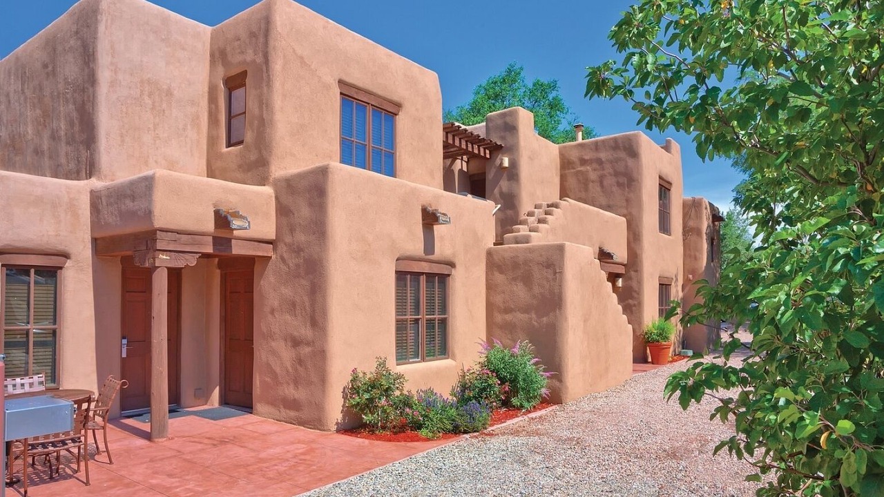 Photo of Others in Downtown Santa Fe
