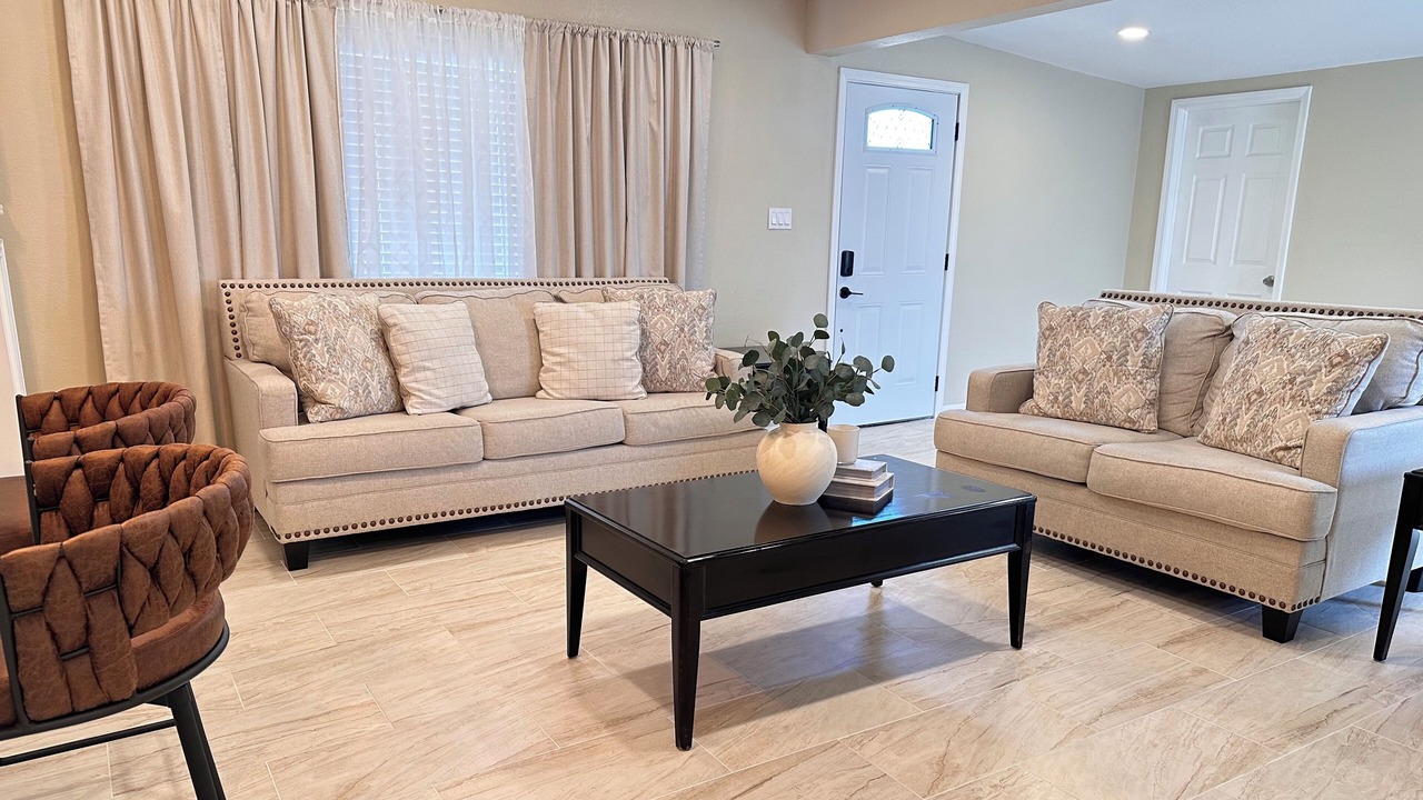 Photo of Livingroom in Hobbs