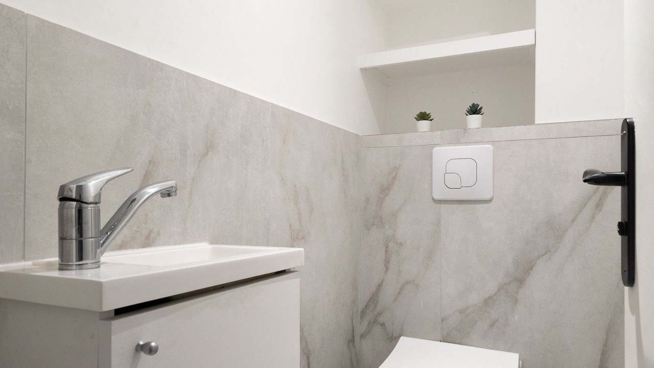 Photo of Bathroom in Quartier de la Folie-Mericourt