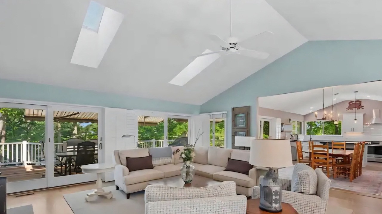 Photo of Livingroom in Lusby