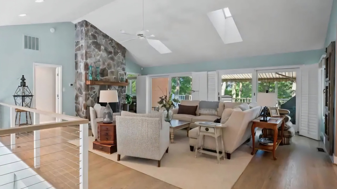 Photo of Livingroom in Lusby