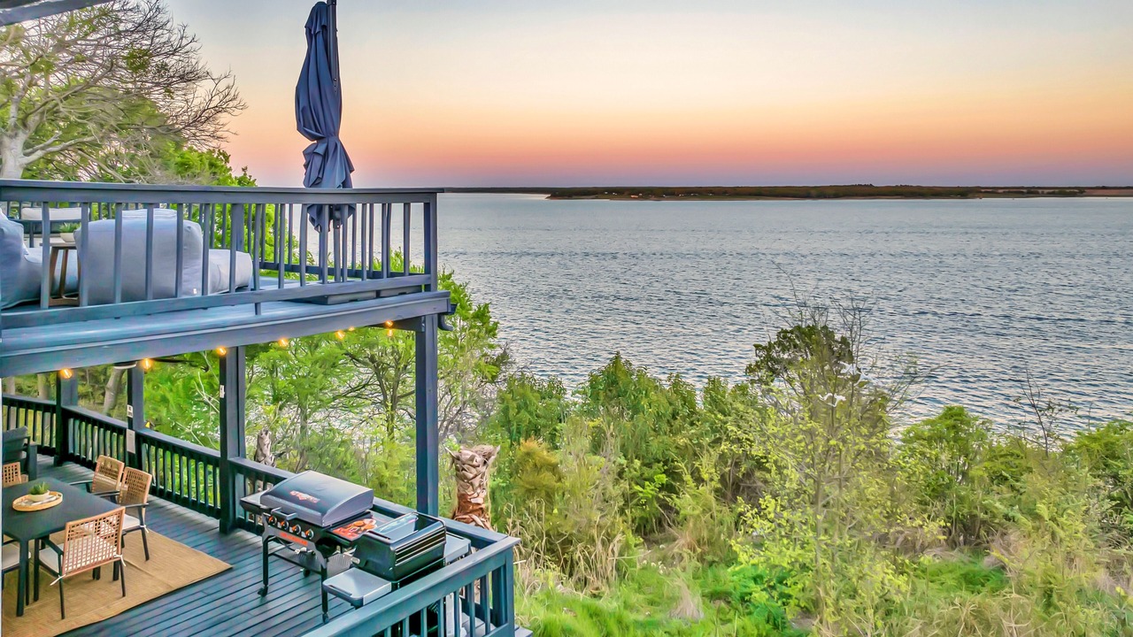Photo of Outdoor in Lake Whitney