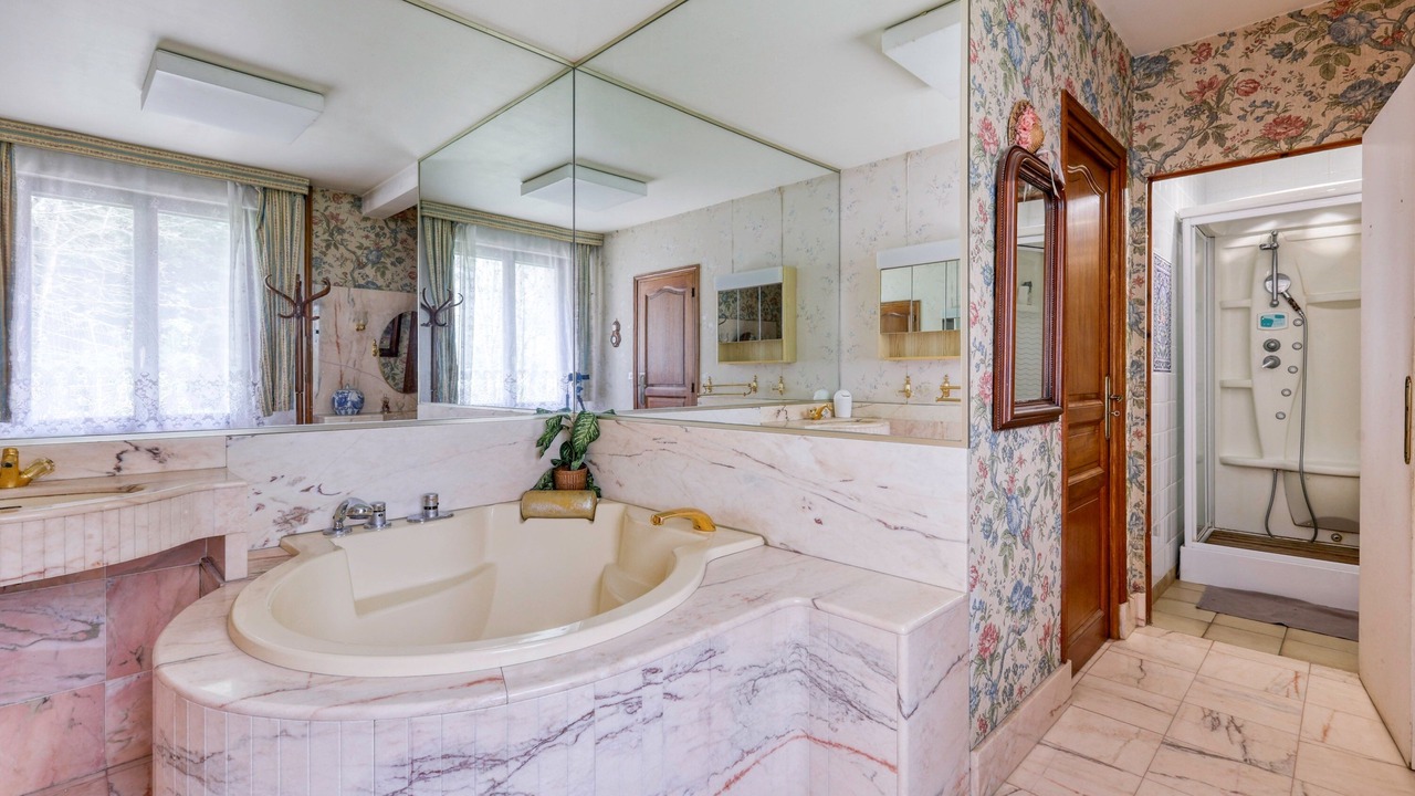 Photo of Bathroom in Rosoy-en-Multien