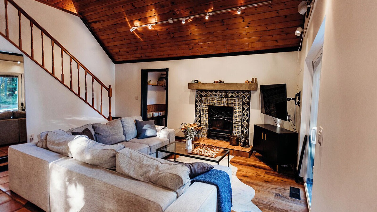 Photo of Livingroom in Gilboa