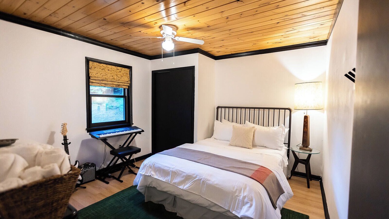 Photo of Bedroom in Gilboa