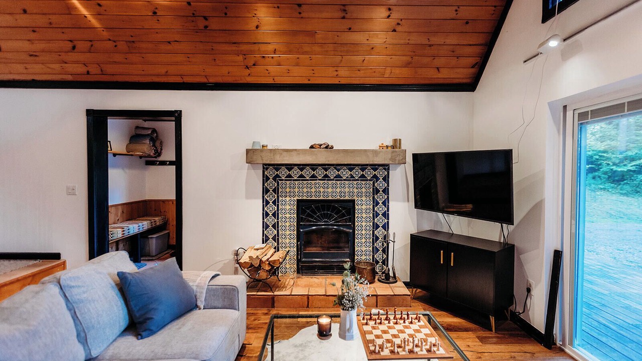 Photo of Livingroom in Gilboa