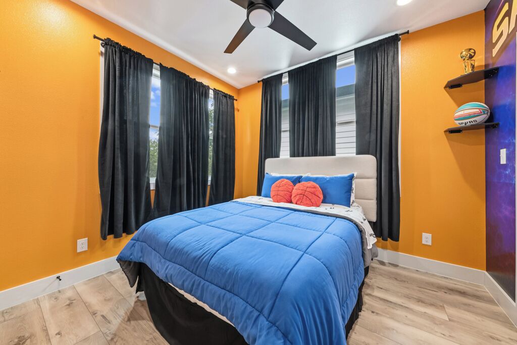 Photo of Bedroom in Near East Side