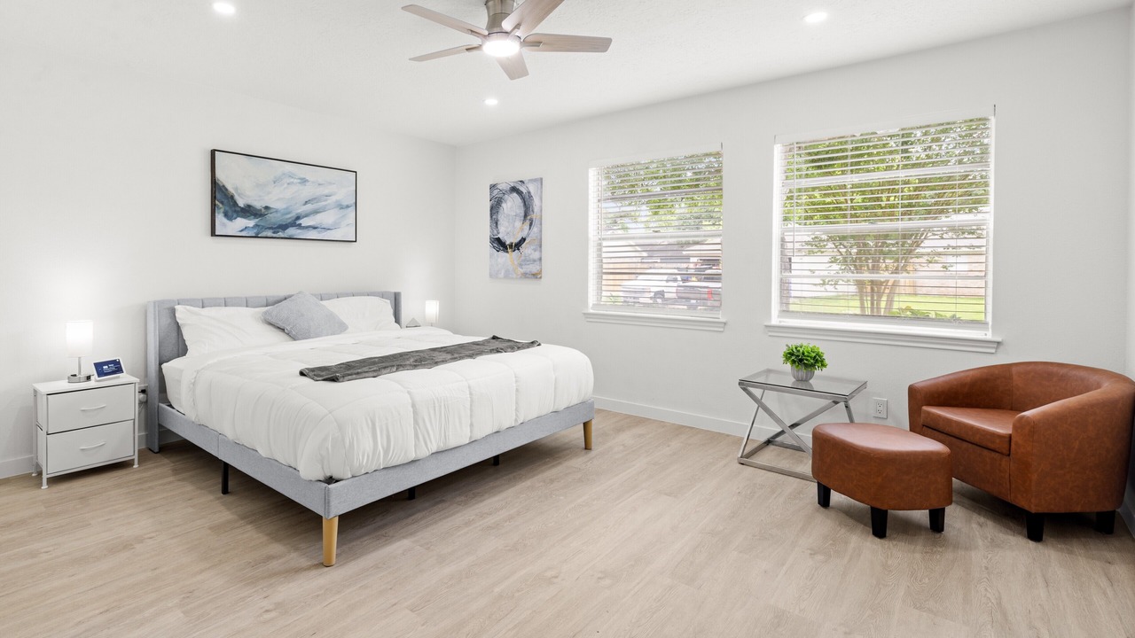 Photo of Bedroom in Mission Bend