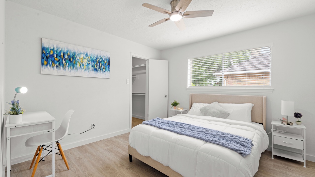 Photo of Bedroom in Mission Bend