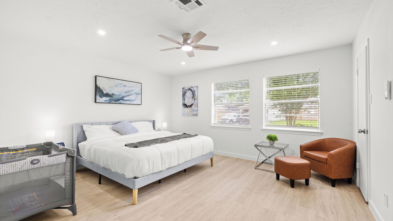 Photo of Bedroom in Mission Bend