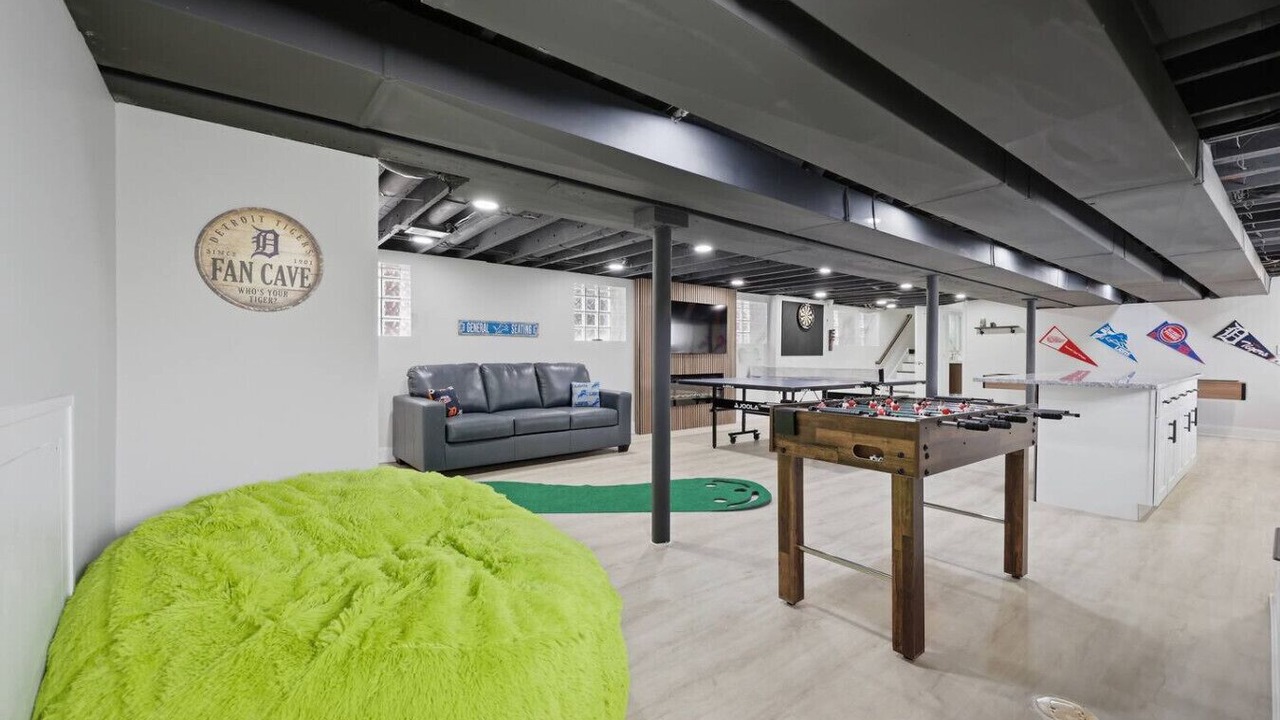Photo of Bedroom in Detroit
