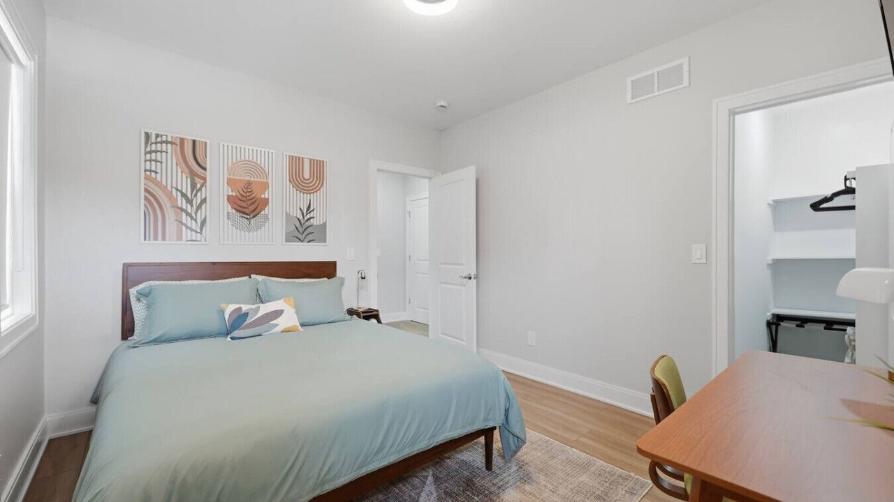 Photo of Bedroom in Detroit