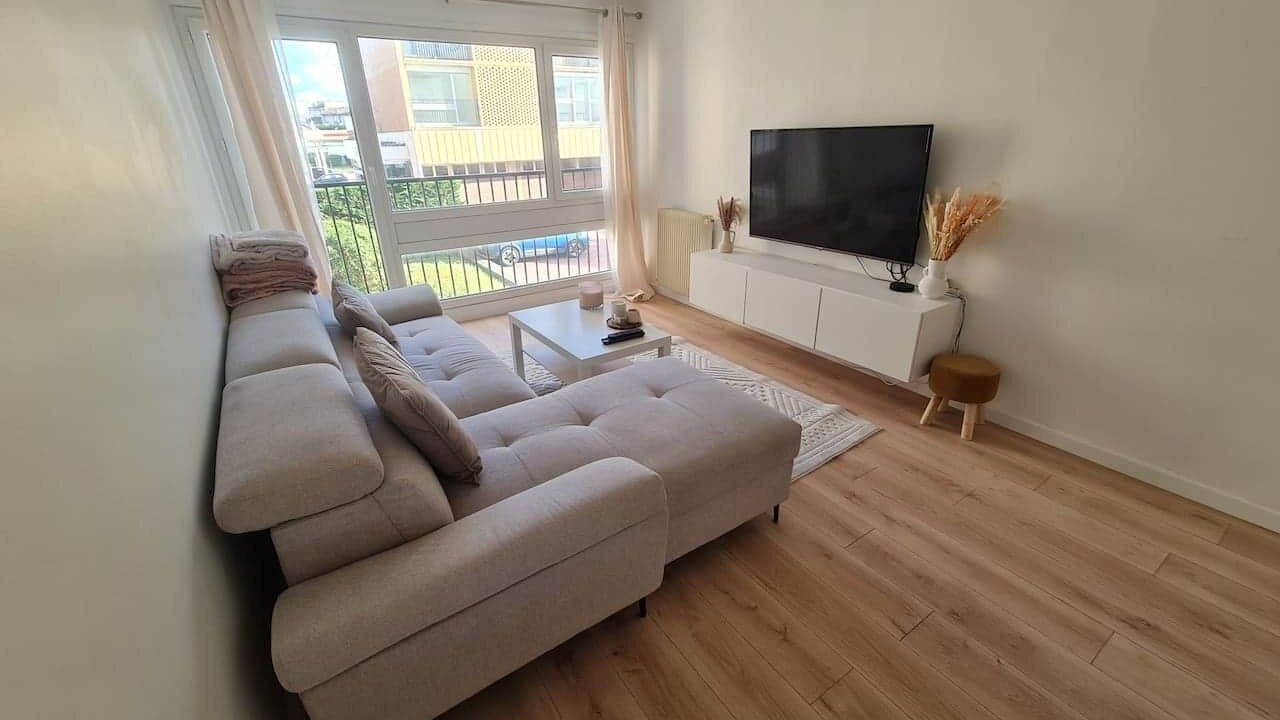 Photo of Livingroom in Livry-Gargan