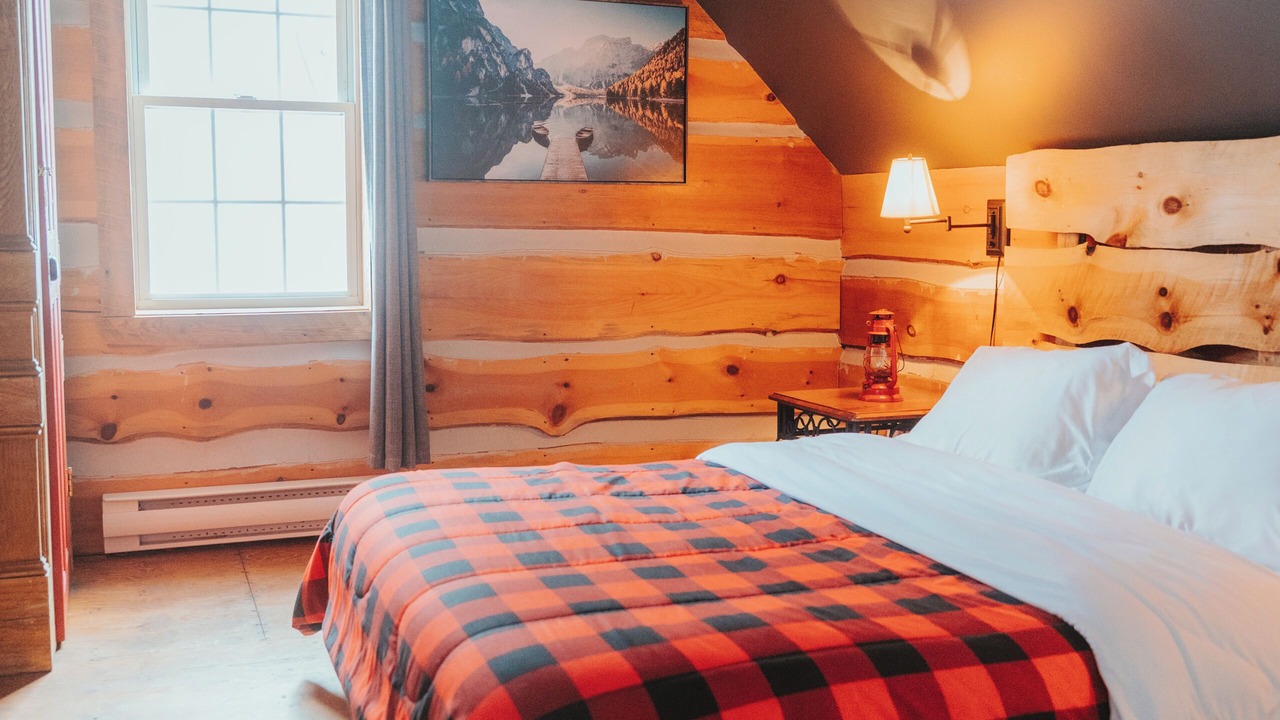 Photo of Bedroom in Val-des-Lacs