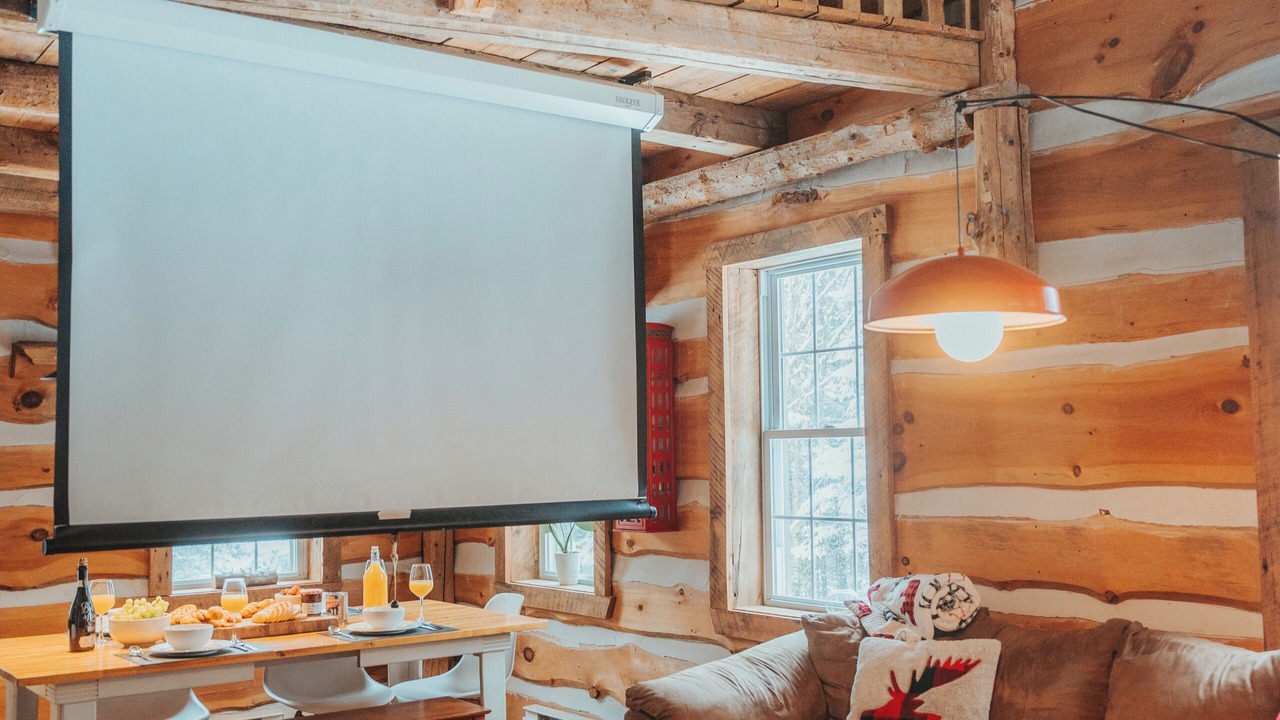 Photo of Livingroom in Val-des-Lacs