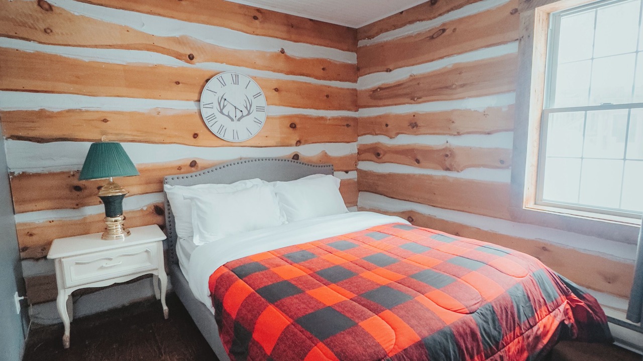 Photo of Bedroom in Val-des-Lacs