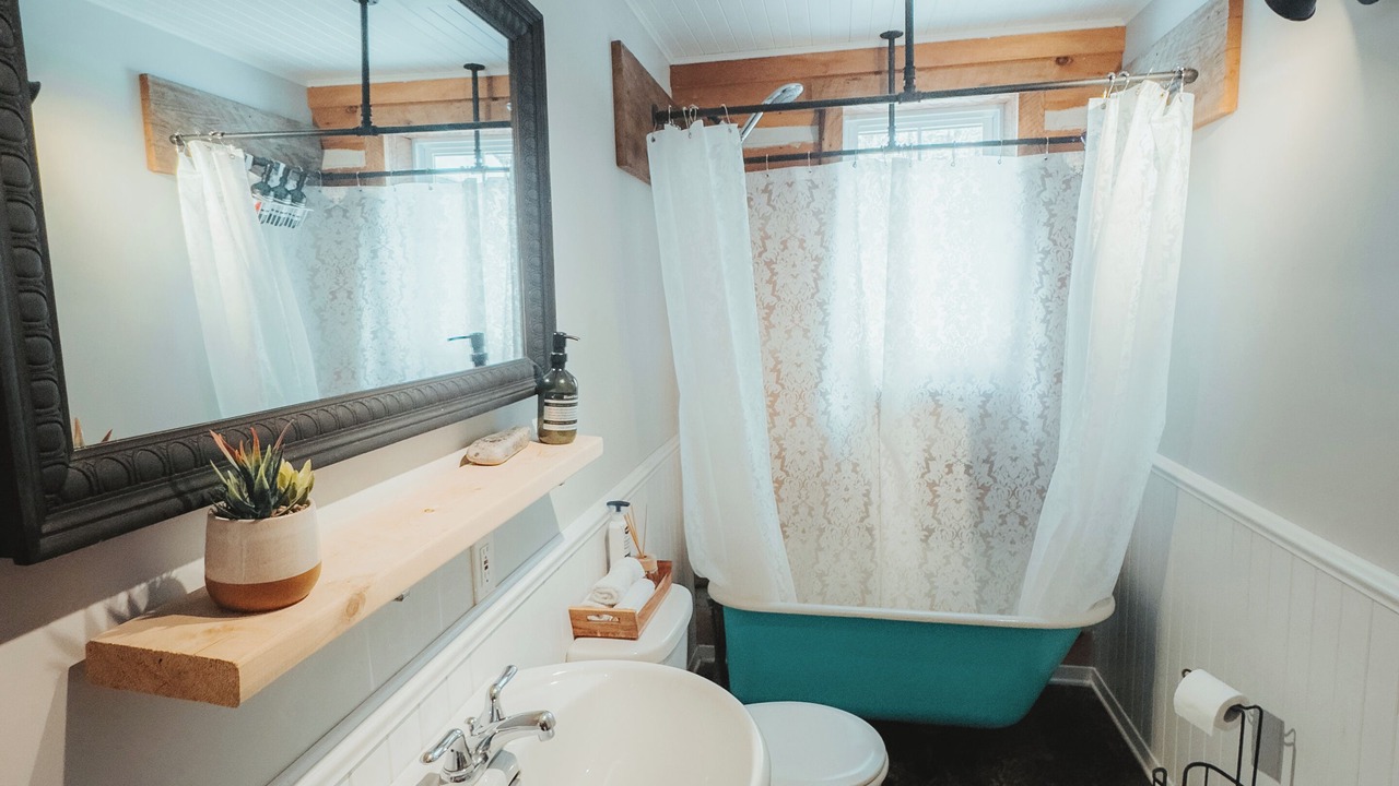 Photo of Bathroom in Val-des-Lacs