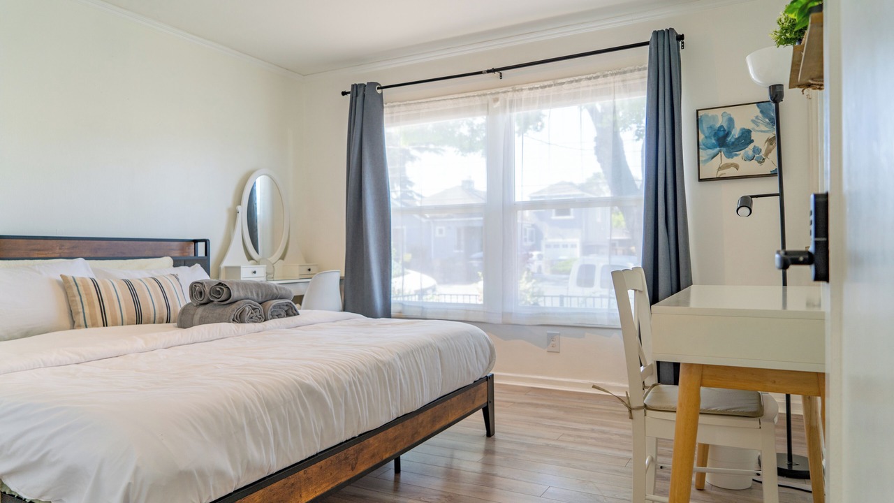 Photo of Bedroom in North Central