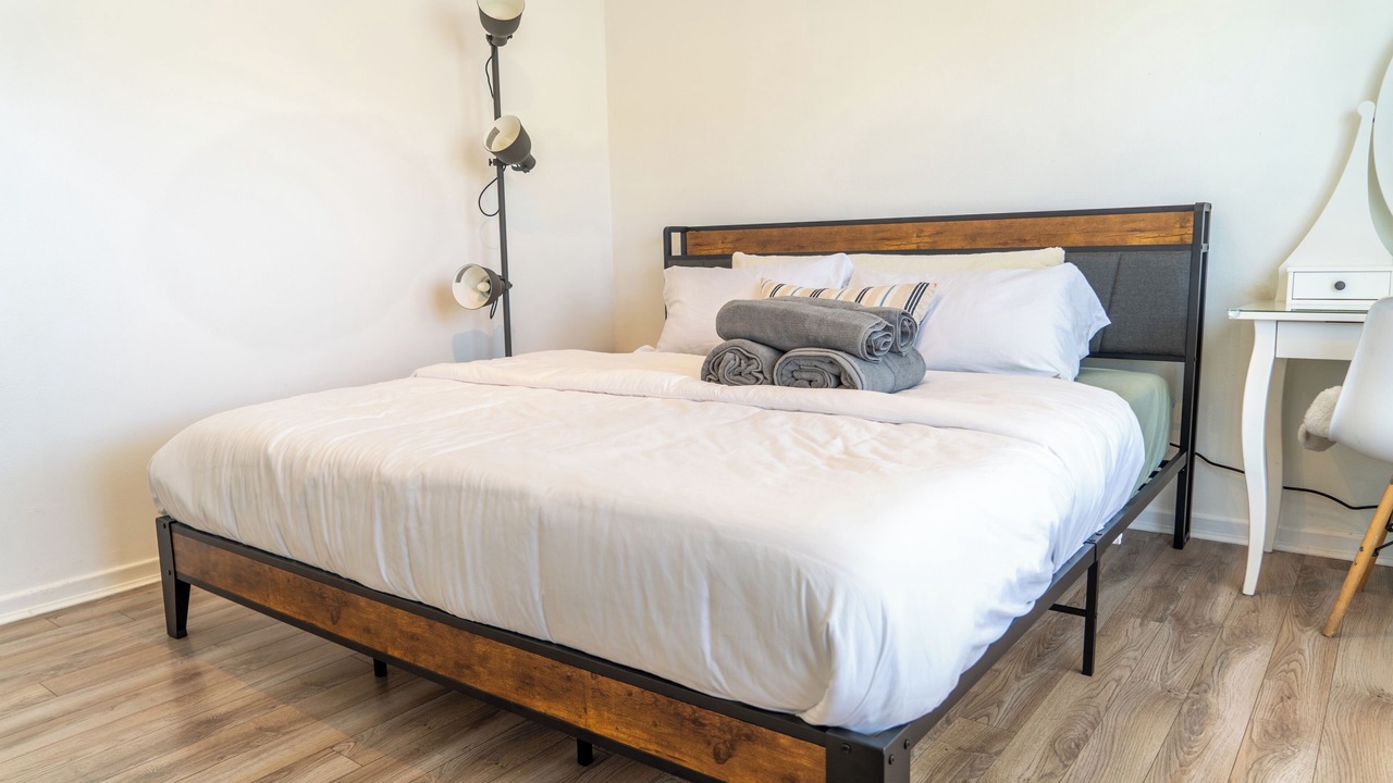 Photo of Bedroom in North Central