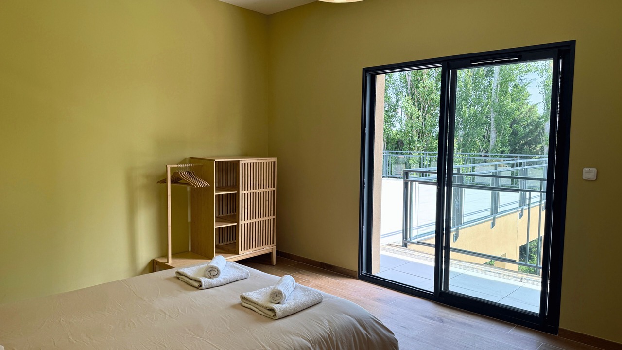 Photo of Bedroom in Serignan-du-Comtat