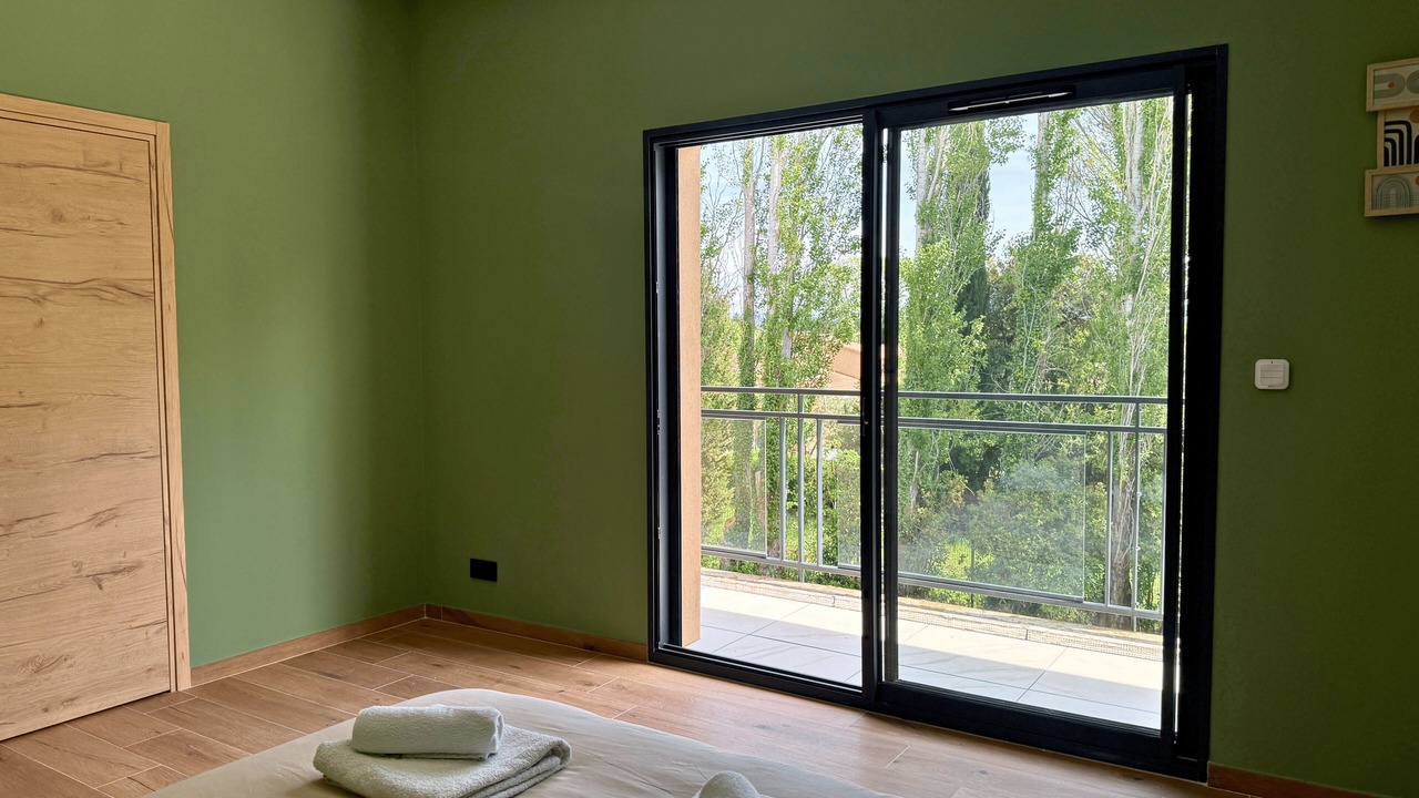 Photo of Bedroom in Serignan-du-Comtat