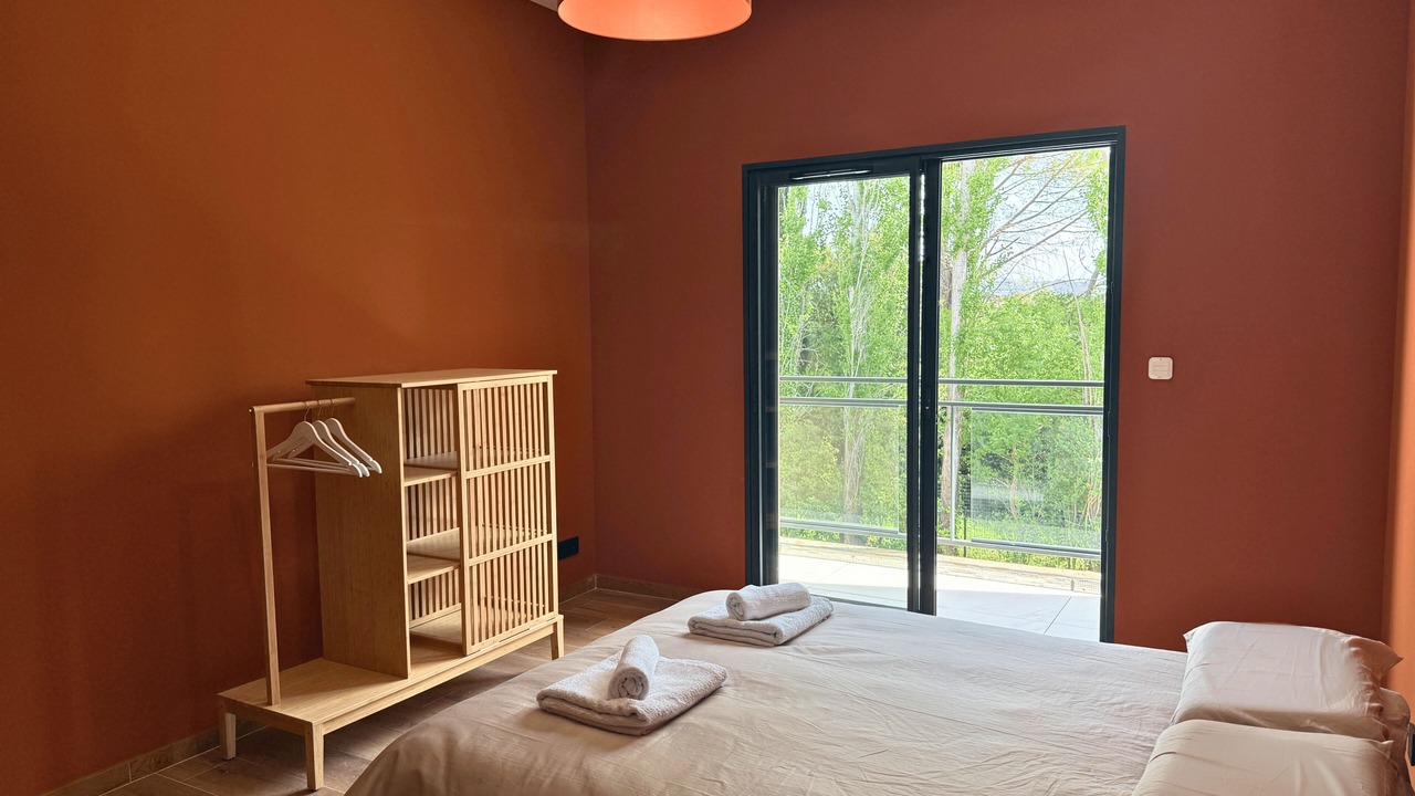 Photo of Bedroom in Serignan-du-Comtat