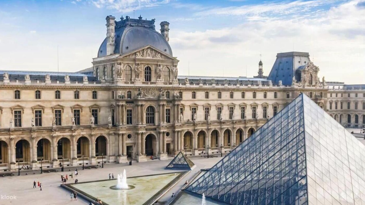 Photo of Others in Les Halles