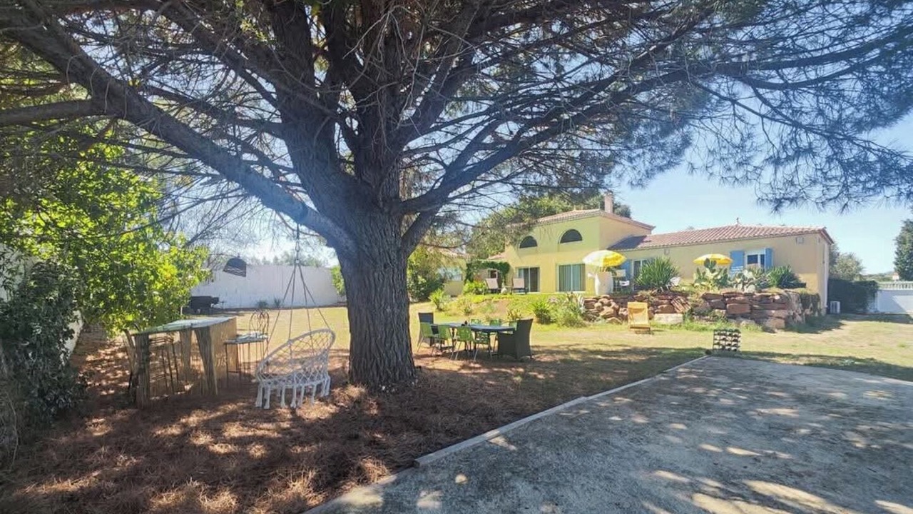 Photo of Patio Balcony in Usclas-d'Herault