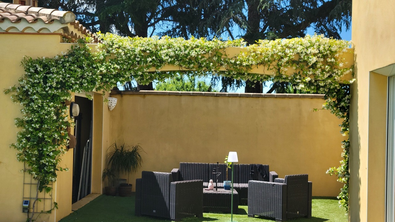 Photo of Patio Balcony in Usclas-d'Herault