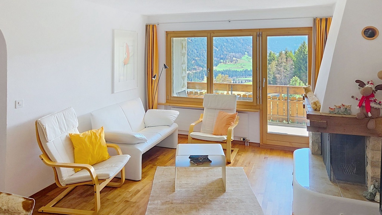 Photo of Livingroom in Salouf