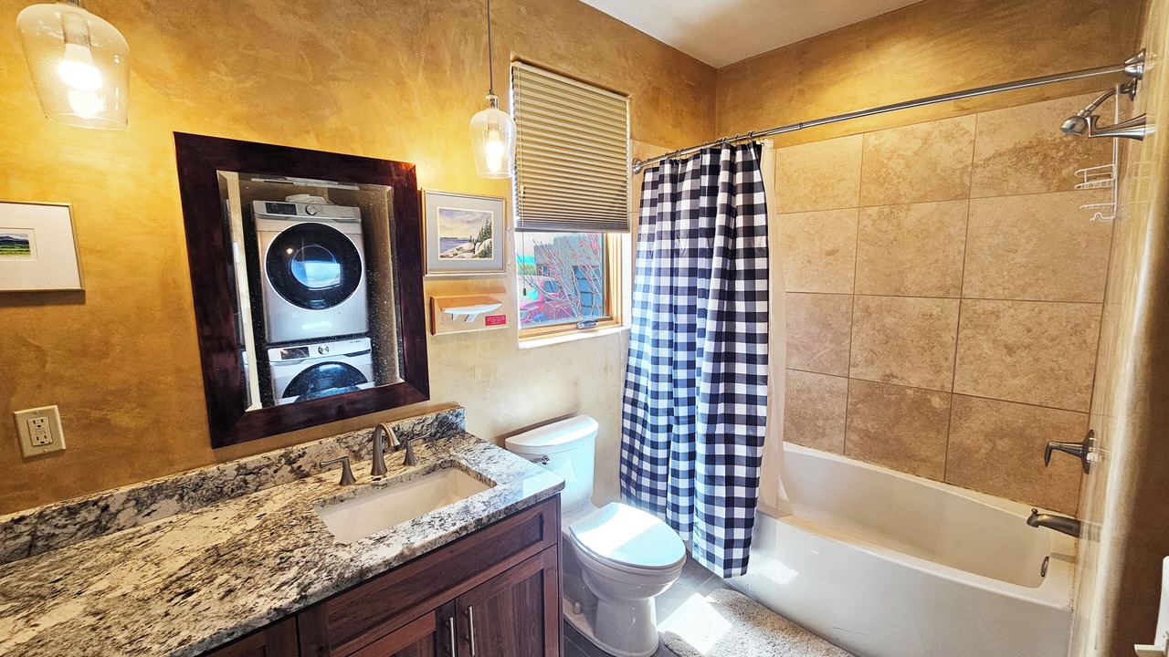 Photo of Bathroom in Arroyo Seco