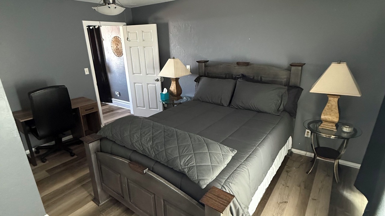 Photo of Bedroom in Midtown