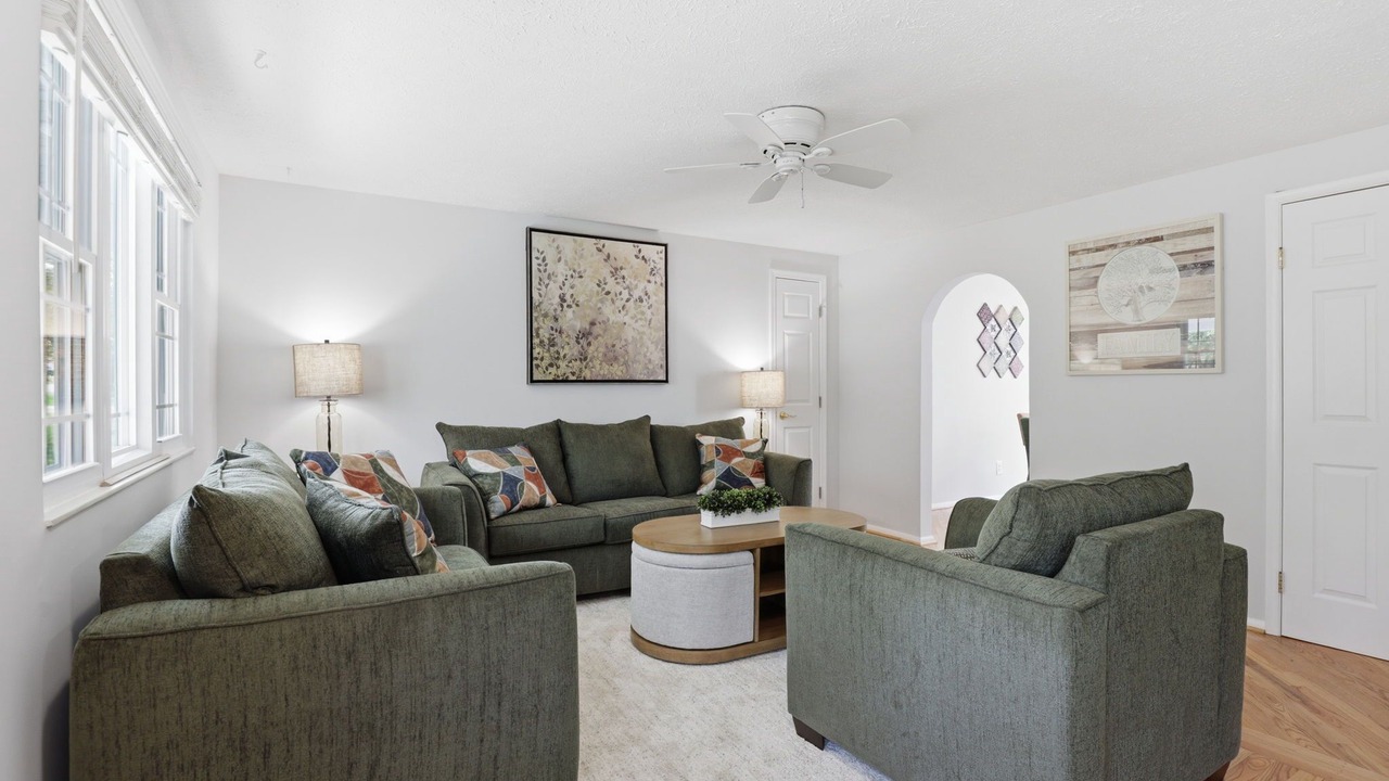 Photo of Livingroom in Fredericksburg