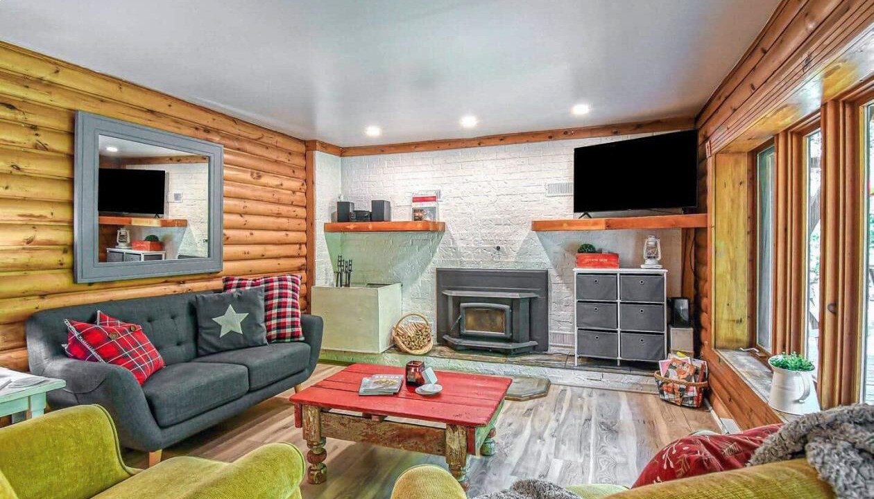 Photo of Livingroom in Brebeuf