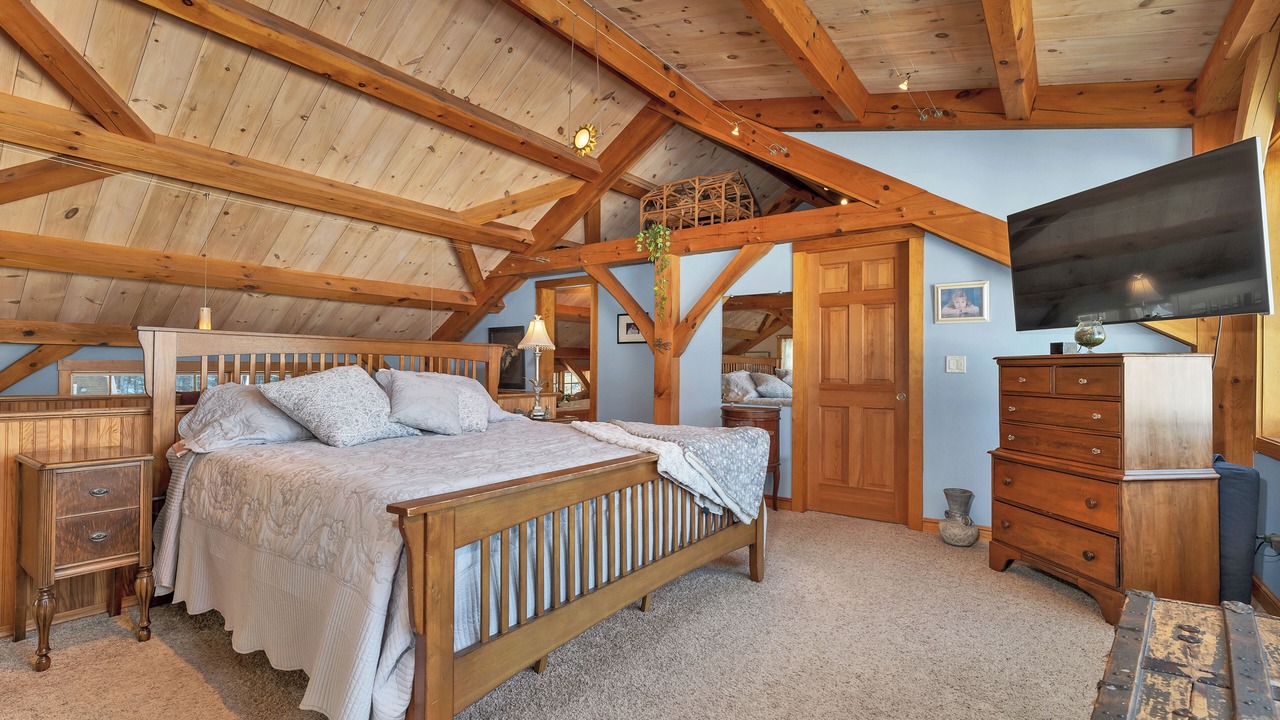 Photo of Bedroom in Alton Bay