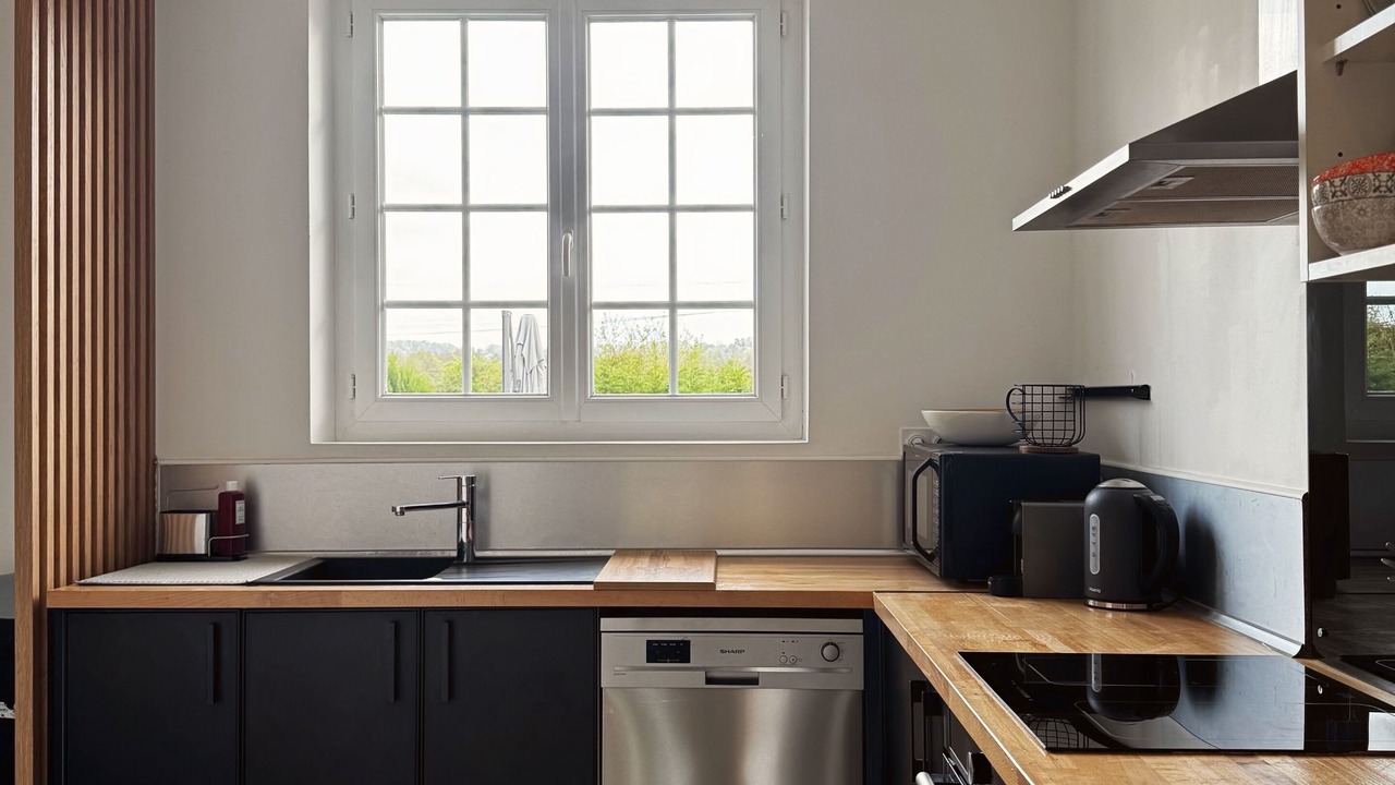 Photo of Kitchen in Saint-Etienne-la-Thillaye