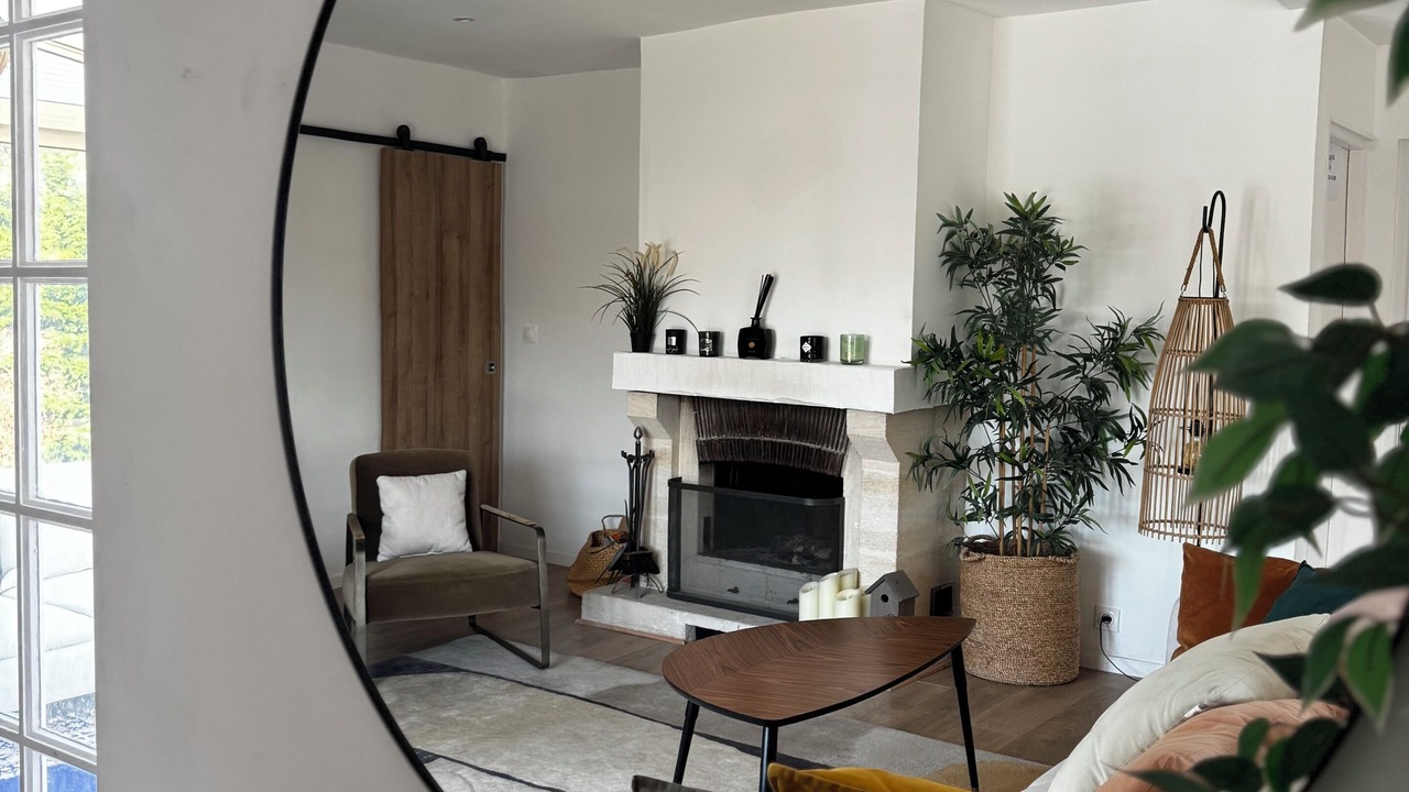 Photo of Livingroom in Saint-Etienne-la-Thillaye