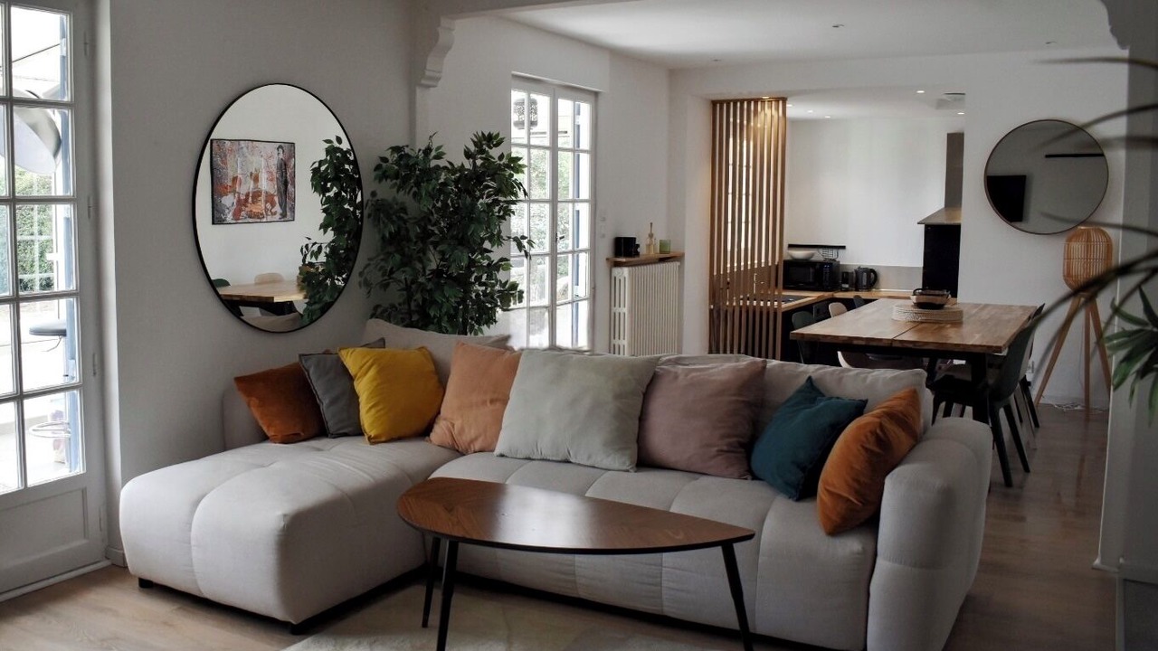 Photo of Livingroom in Saint-Etienne-la-Thillaye