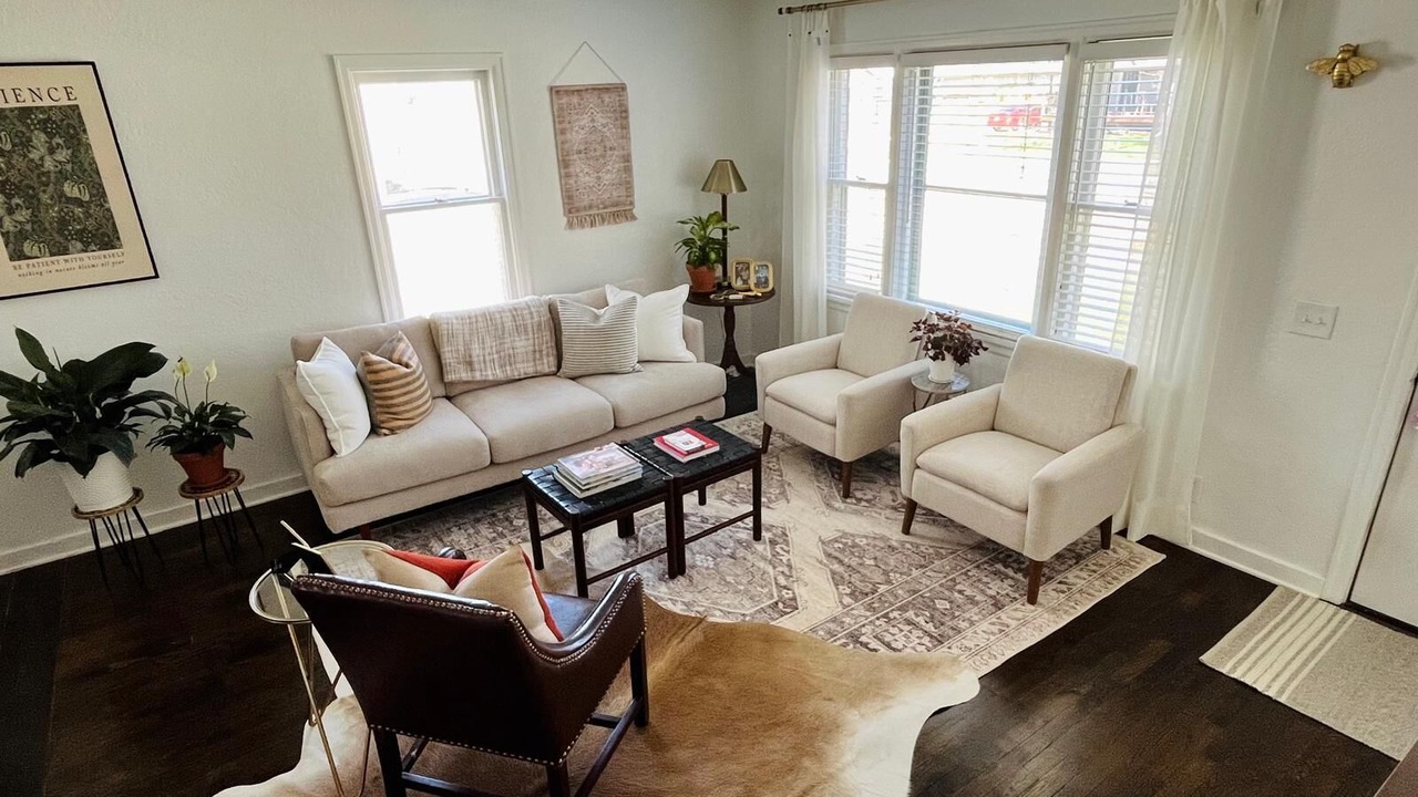 Photo of Livingroom in Lee's Summit