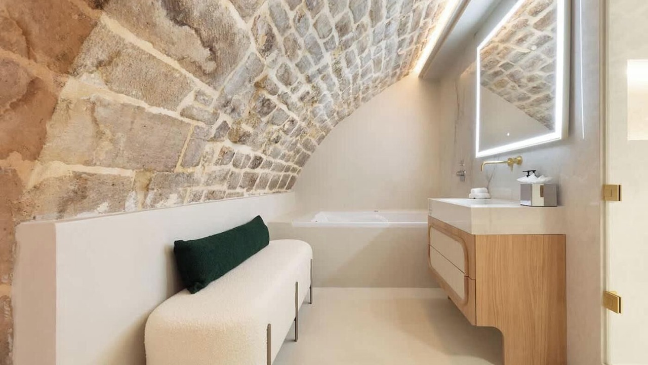Photo of Bathroom in Les Halles