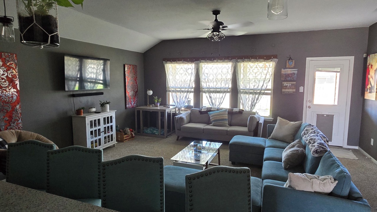 Photo of Livingroom in Crowley
