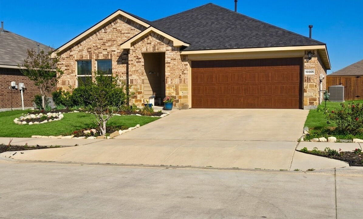 Photo of Outdoor in Crowley