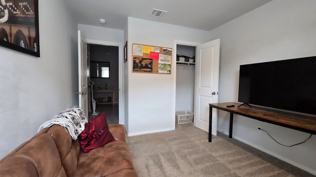 Photo of Livingroom in Crowley