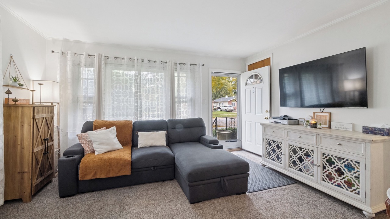 Photo of Livingroom in Taylor
