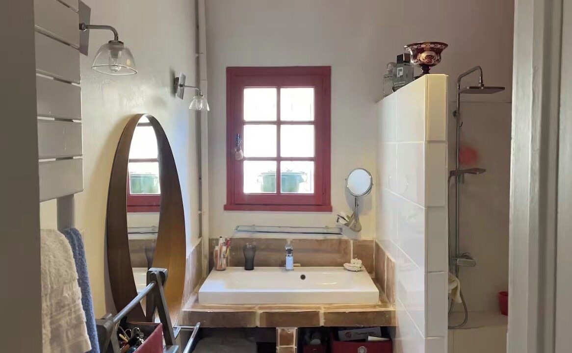 Photo of Bathroom in Bernis