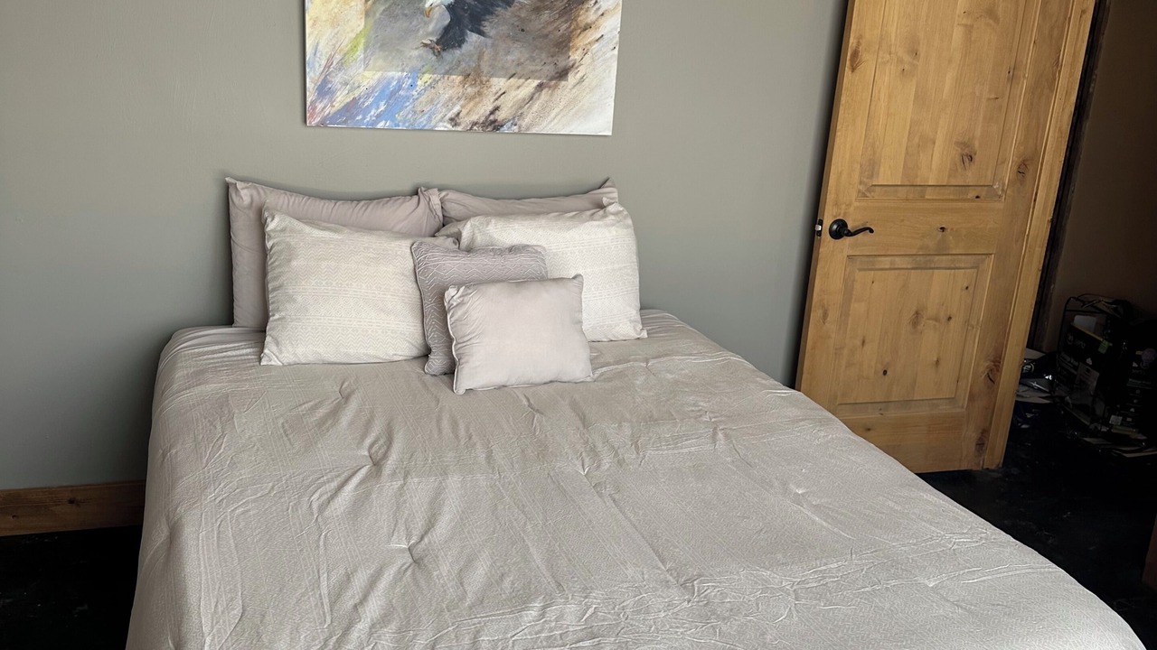 Photo of Bedroom in Gardiner