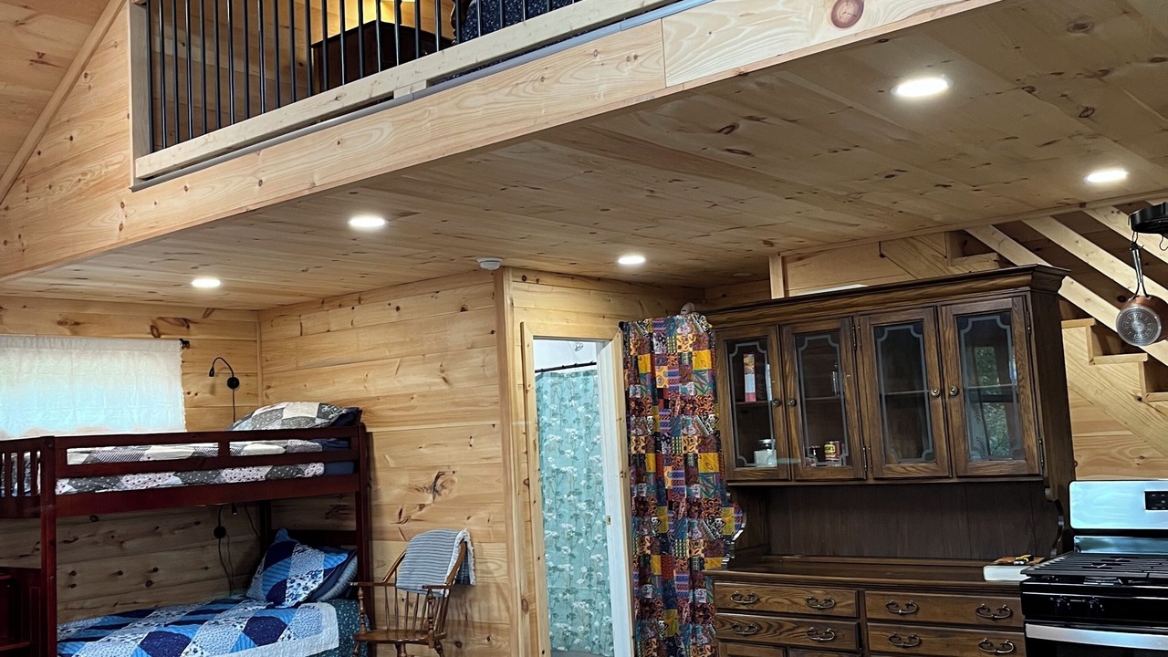 Photo of Bedroom in Salisbury Center